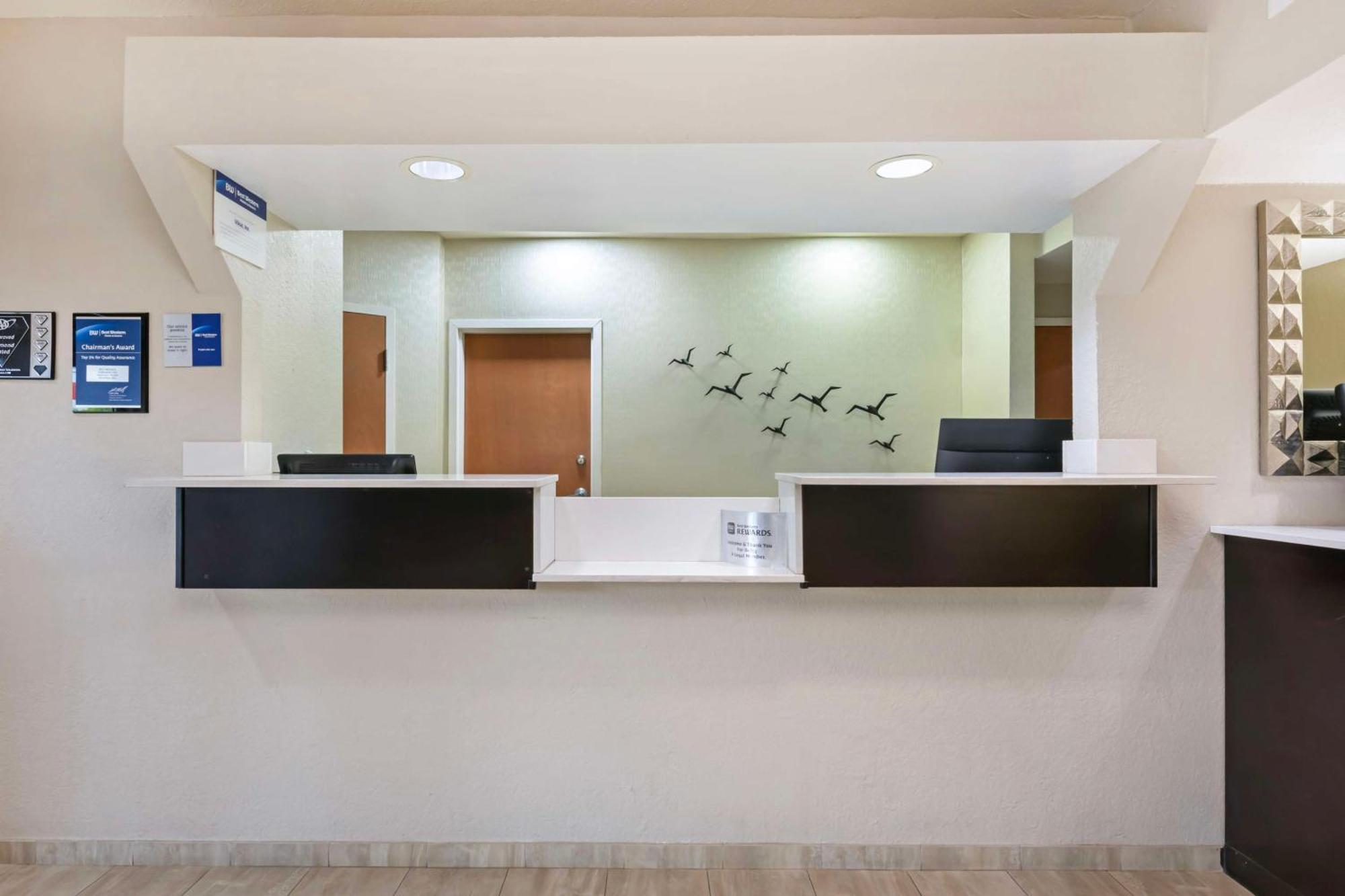 Best Western Edgewater Inn Dış mekan fotoğraf
